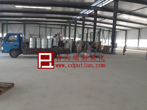 内江仓库地坪起灰起砂处理进场施工