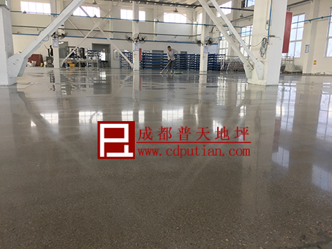 环氧地坪改造成混凝土密封固化剂地坪施工工艺5