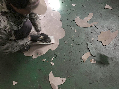 起砂水泥地面上施工环氧地坪的方法2