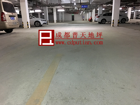 车库地坪起砂处理——打磨+渗透硬化4